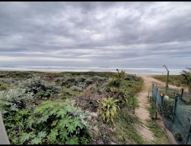 2 BEDROOM APARTMENT FOR SALE IN MARGATE BEACH
